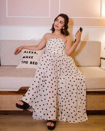 Esha Kansara