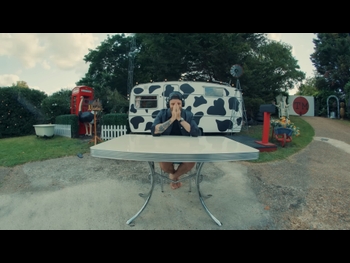  alt="Joel Dommett"