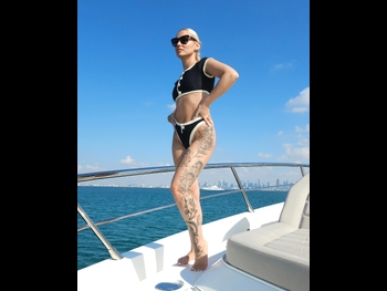  alt="Talia Mar"