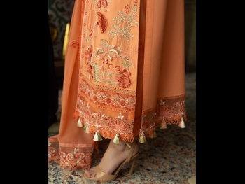  alt="Maya Ali"