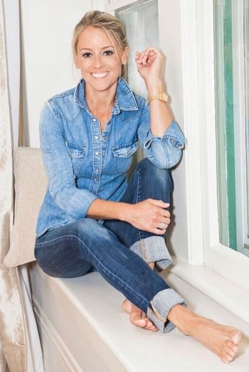 Nicole Curtis