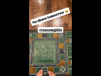  alt="Nicole Curtis"