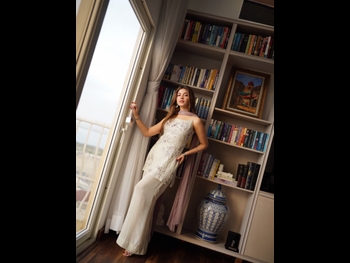  alt="Kinza Hashmi"