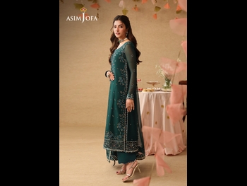  alt="Kinza Hashmi"