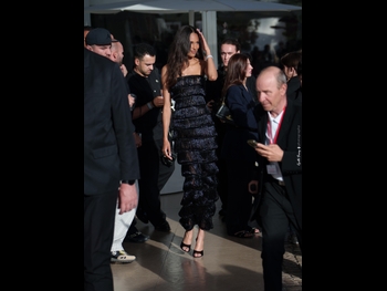  alt="Cindy Bruna"