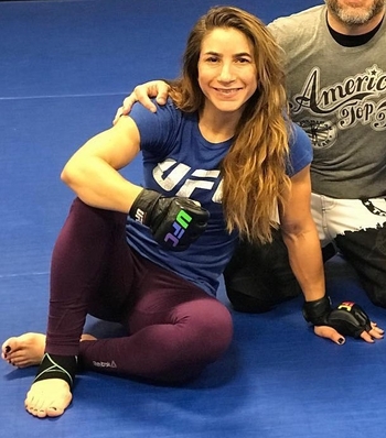 Tecia Torres