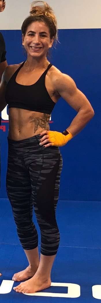 Tecia Torres