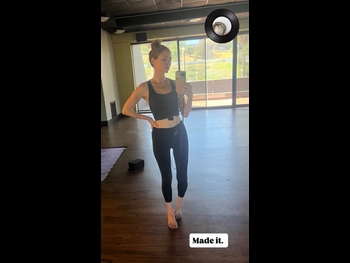  alt="Ashley Jones (i)"