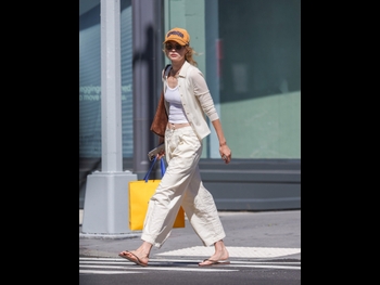  alt="Gigi Hadid"