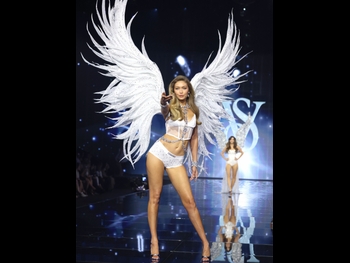  alt="Gigi Hadid"