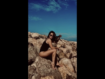  alt="Anca Dinicu"