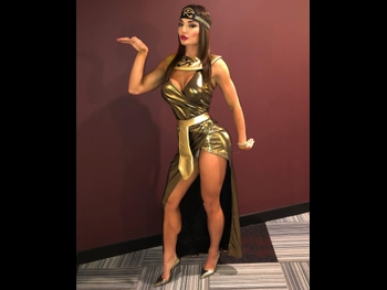 alt="Whitney Johns"