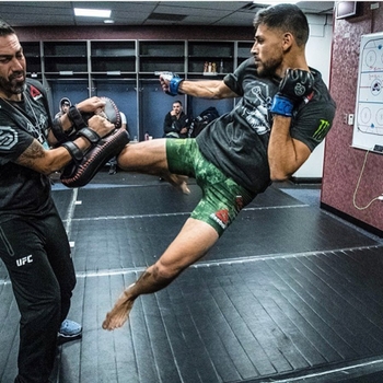 Yair Rodriguez