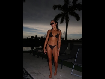  alt="Indi Hartwell"