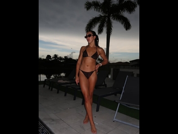  alt="Indi Hartwell"