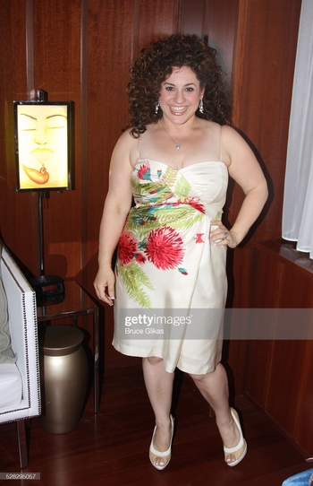 Marissa Jaret Winokur