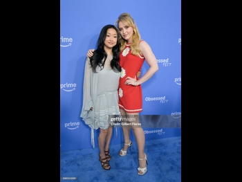  alt="Kathryn Newton"