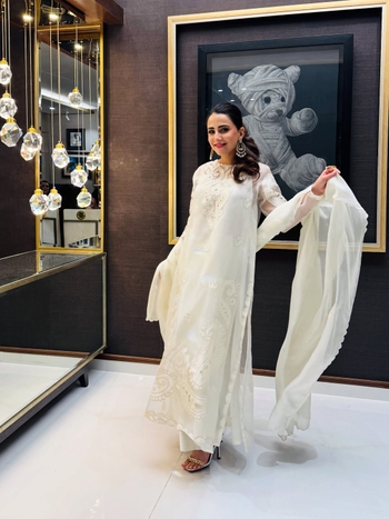 Ushna Shah
