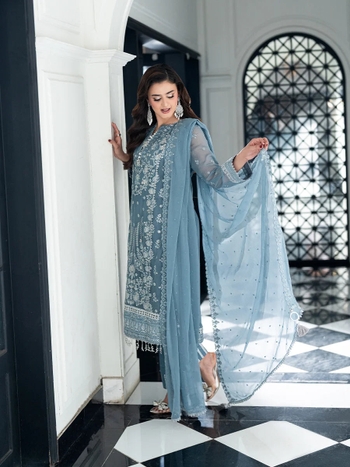 Hira Salman