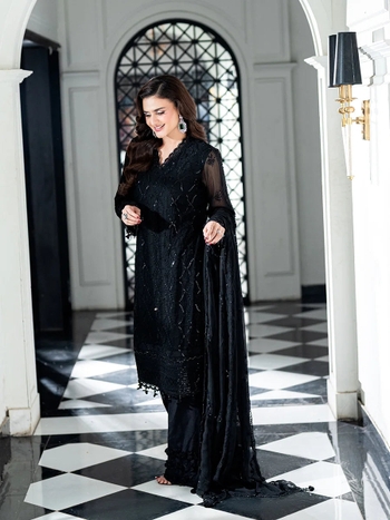 Hira Salman