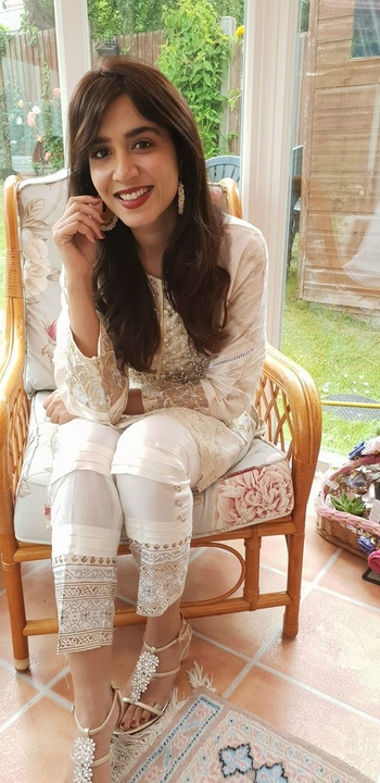 Mansha Pasha