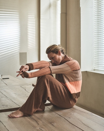 Amber Valletta