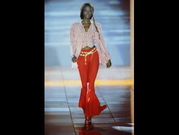  alt="Naomi Campbell (i)"