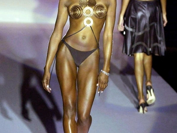 Naomi Campbell (I)