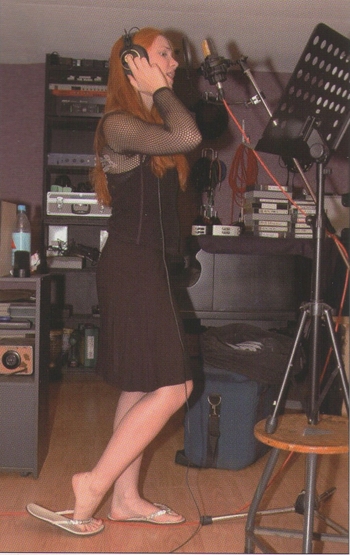 Simone Simons