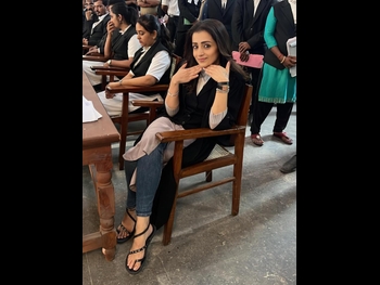  alt="Trisha Krishnan"