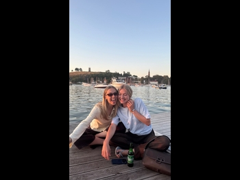  alt="Astrid S"