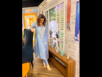  alt="Madiha Naqvi"