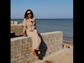  alt="Madiha Naqvi"