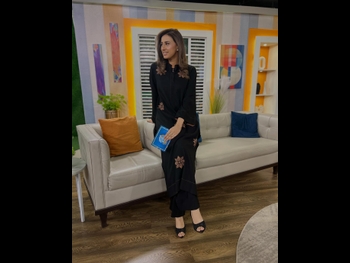  alt="Madiha Naqvi"