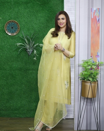 Madiha Naqvi