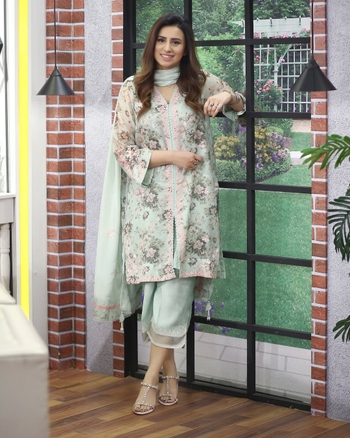 Madiha Naqvi