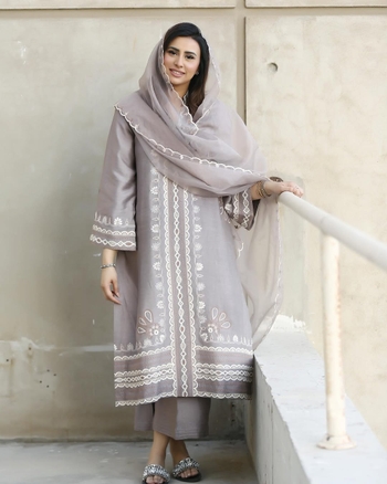 Madiha Naqvi