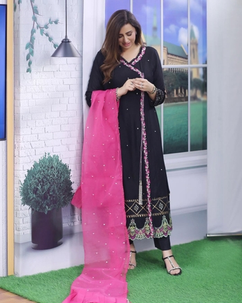Madiha Naqvi