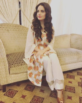 Armeena Rana Khan