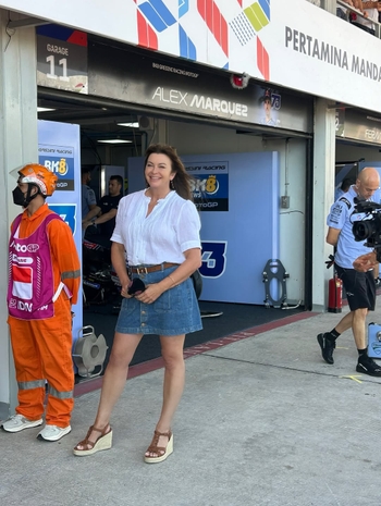 Suzi Perry
