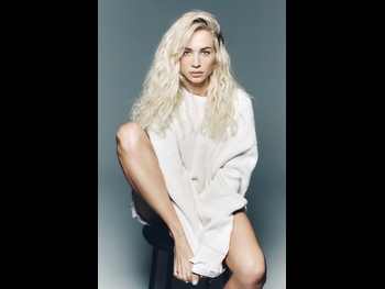  alt="Valeriya Astapova"