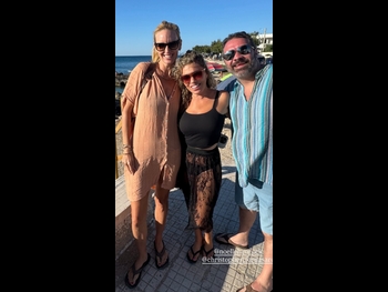  alt="Lauren Sivan"