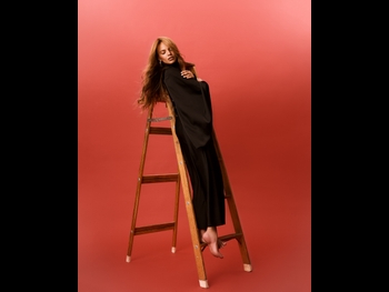  alt="Leslie Grace"