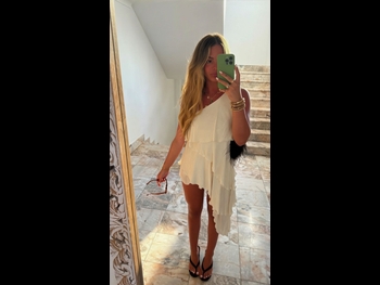 alt="Louisa Johnson"