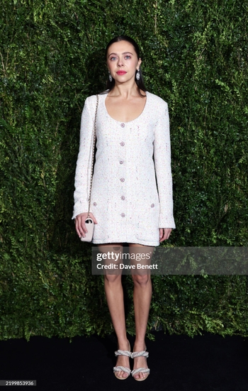Bel Powley