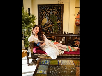  alt="Zara Abbas"