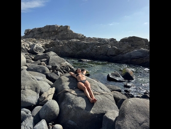  alt="Lorenza Izzo"