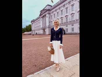  alt="Jenni Falconer"
