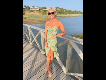  alt="Jenni Falconer"