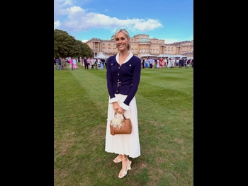  alt="Jenni Falconer"